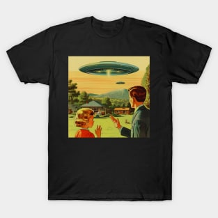 Vintage Comics UFO Encounters UFO Witness Cartoon Vintage T-Shirt